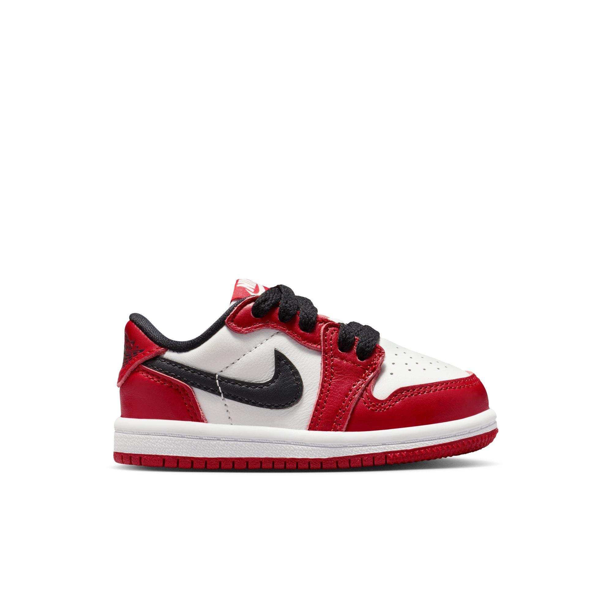 Jordan 1 Retro Low 